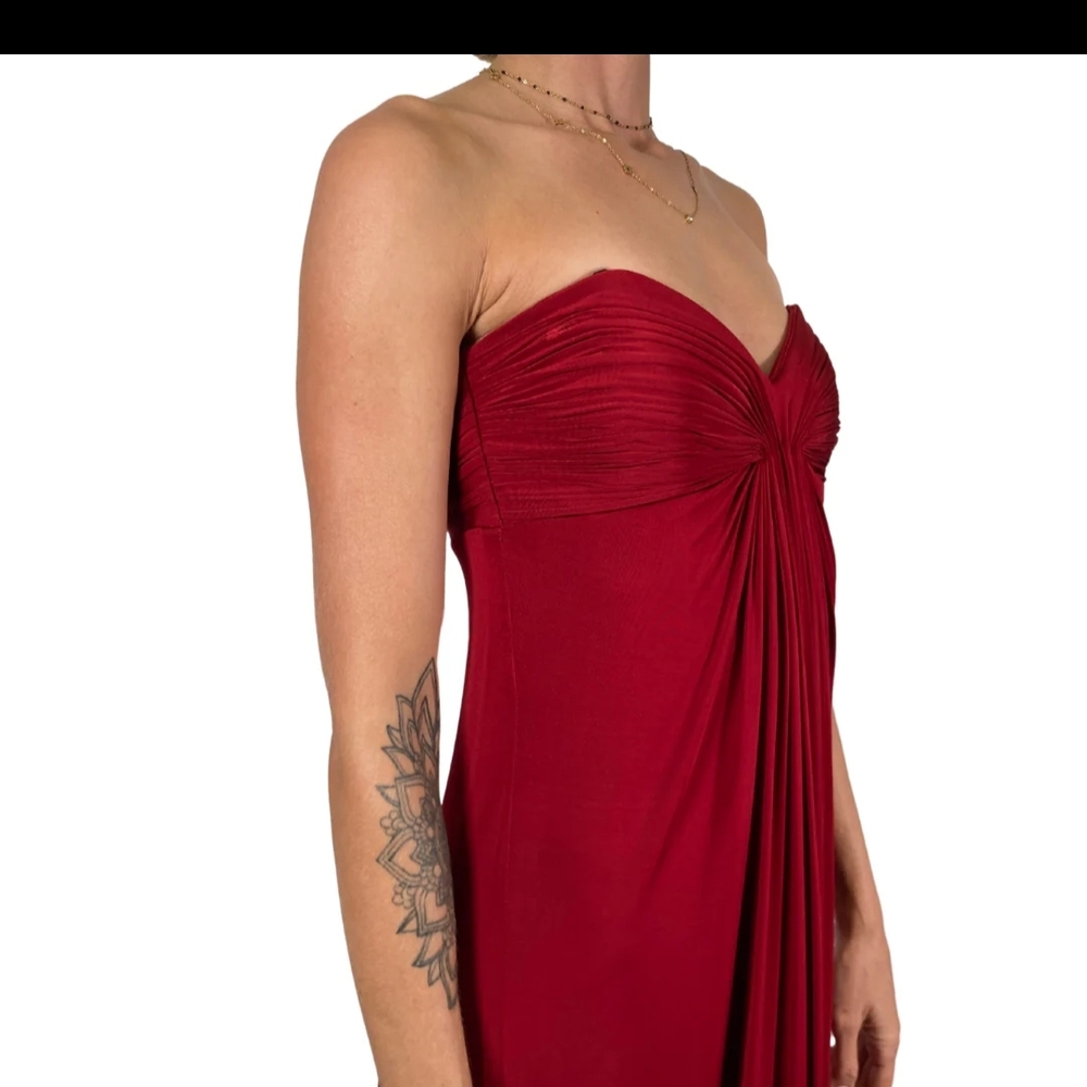 Laundry By Shelli Segal Red Ruched Strapless Gown